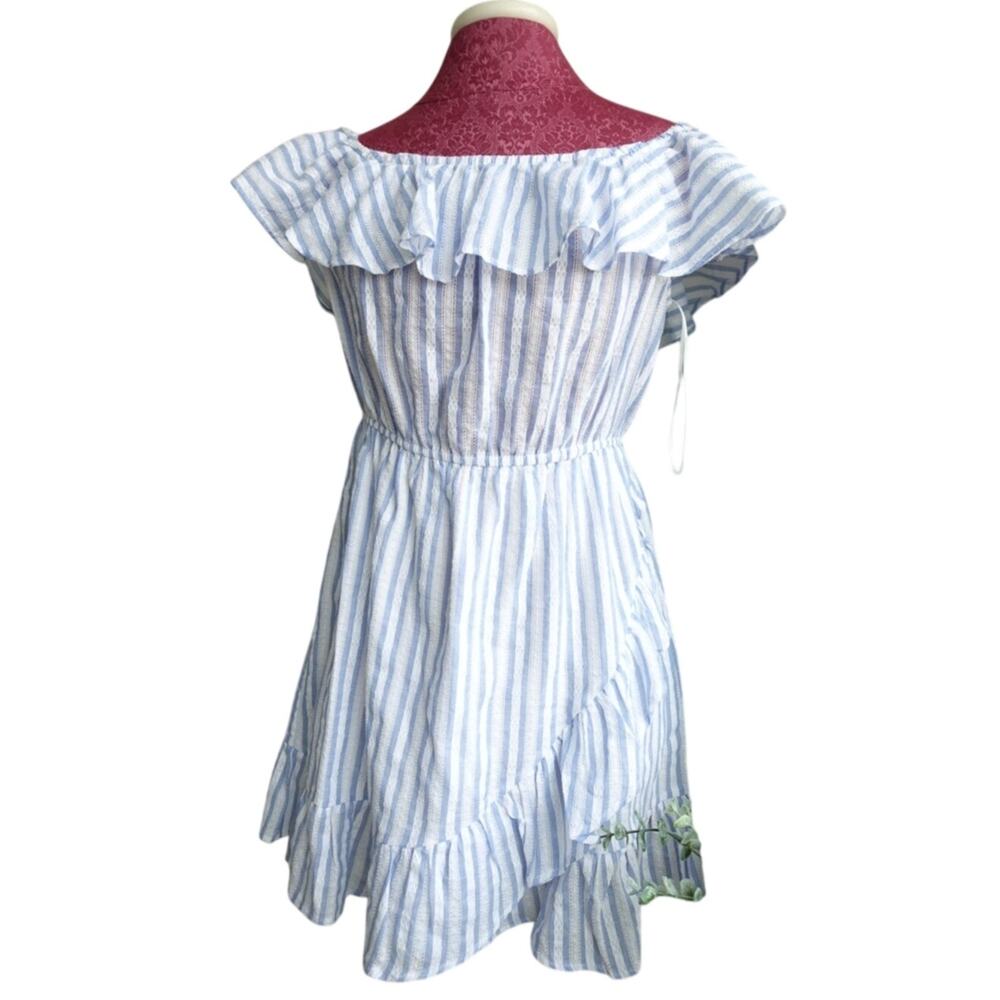 AVA Off the shoulder blue striped short dress